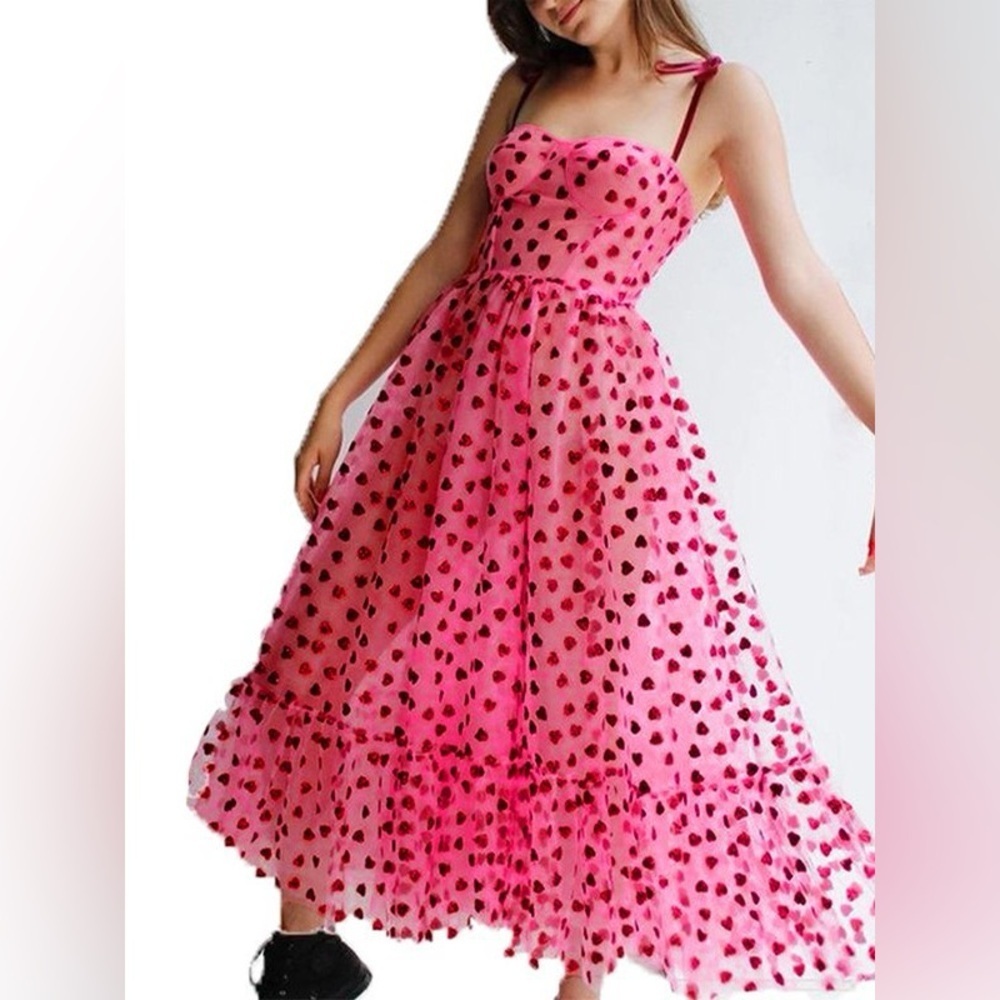 NWT Betsey Johnson Viral Heart Print VALENTINES DAY Dress in Pale Pink Trending - Picture 4 of 13
